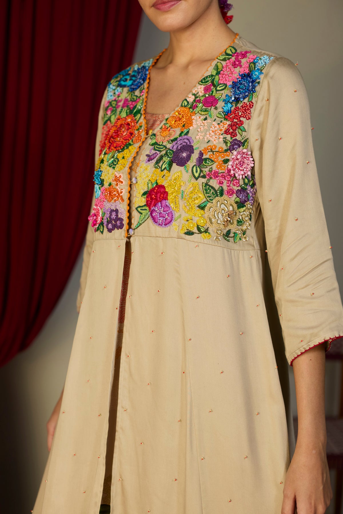 Heirloom Beige Bloom Tunic