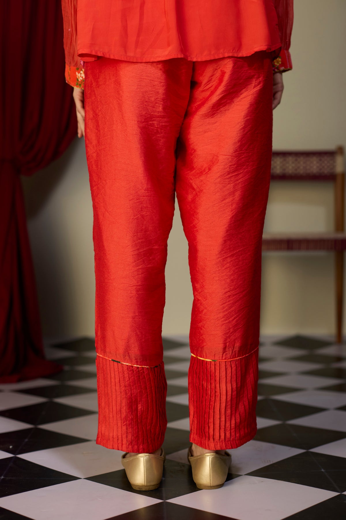 Scarlet Red Cuffed Pant