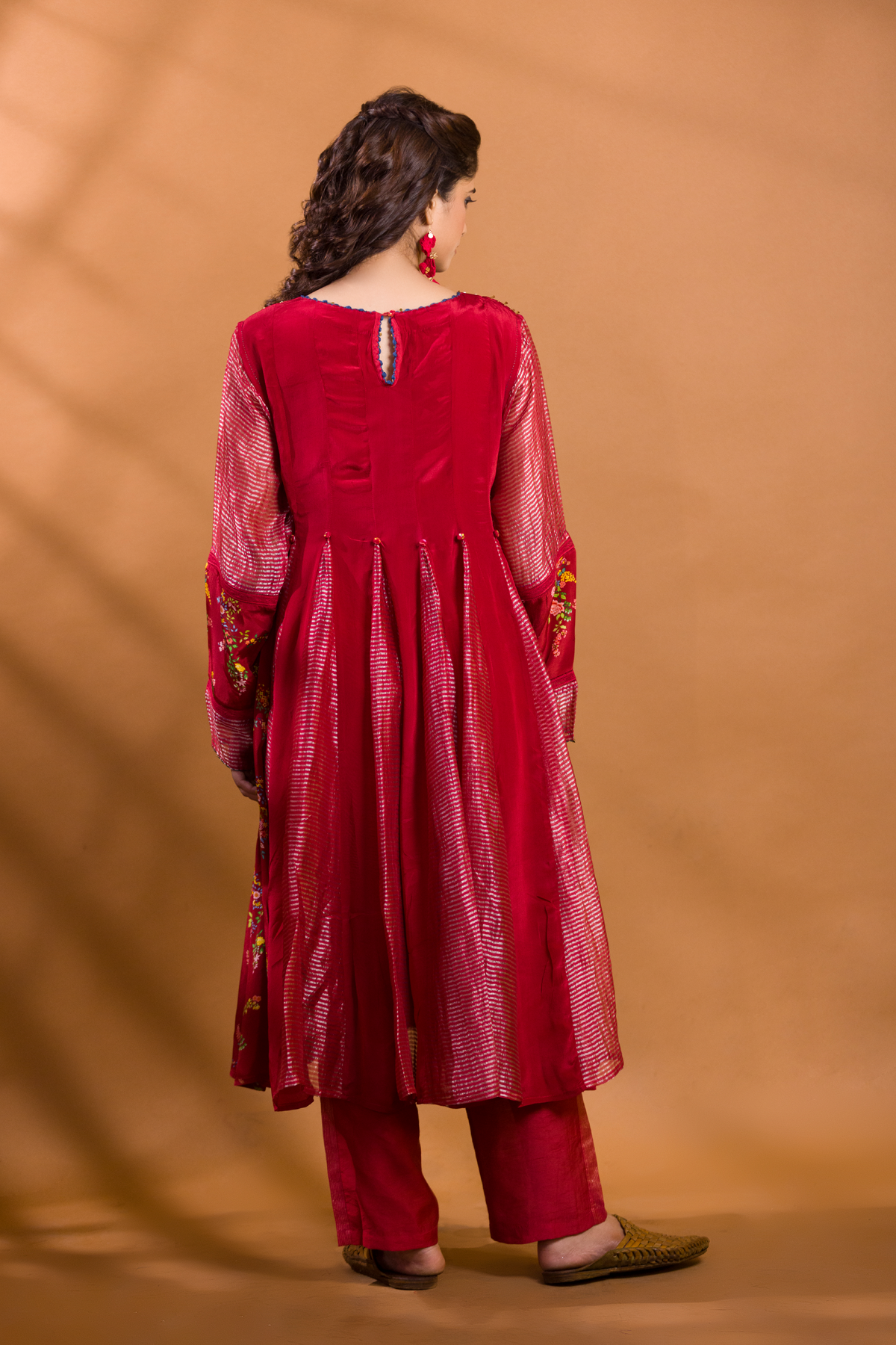 ANAAR ANARKALI KURTA WITH STRAIGHT PANTS