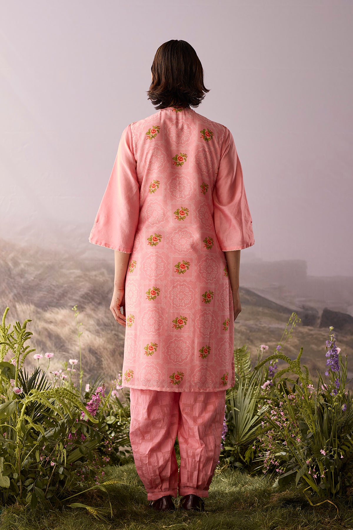 Rose Floral Panelled Kurta