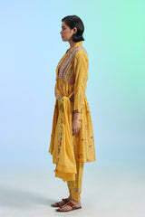 Aam Angrakha Kurta Set