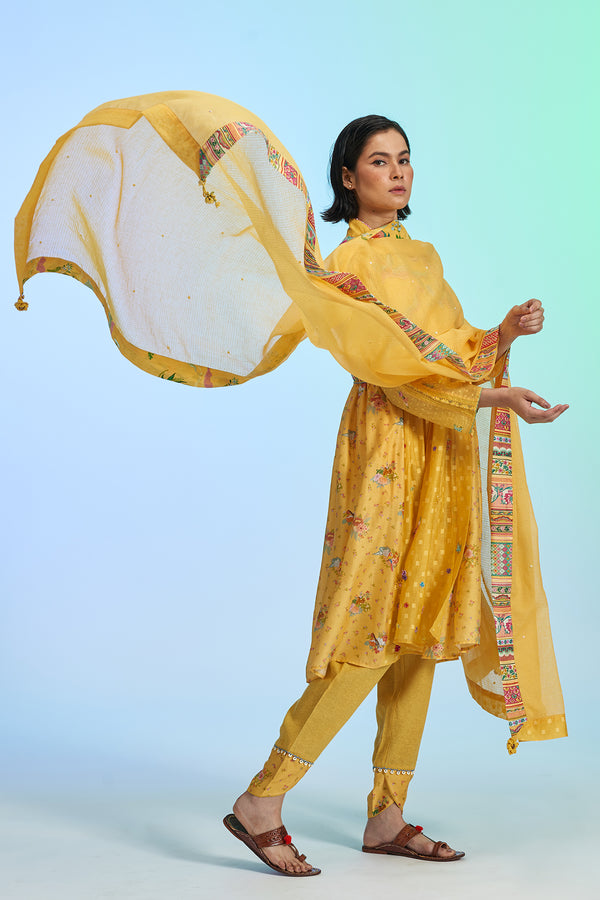 Aam Dupatta