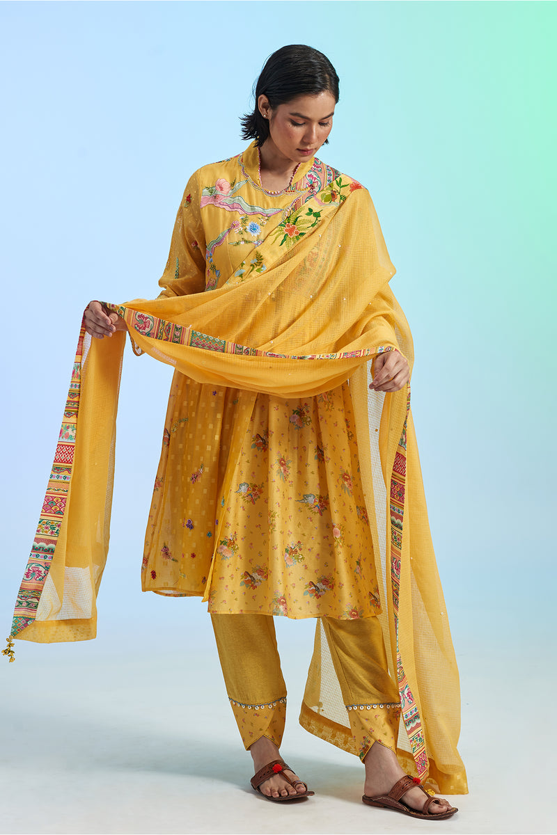 Aam Dupatta