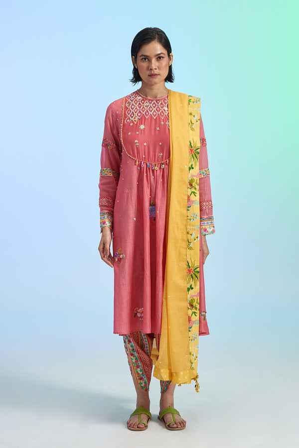 Chuski Embroidered Kurta Set