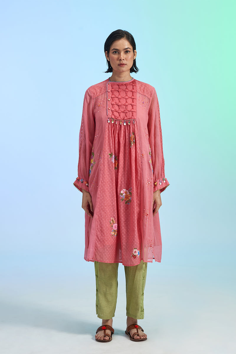 Chuski Embroidered Yoke Kurta