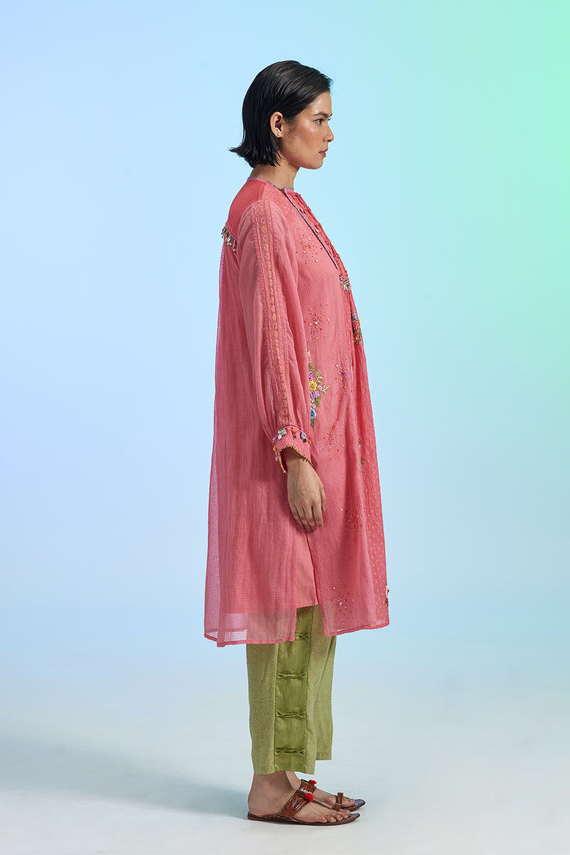 Chuski Embroidered Yoke Kurta