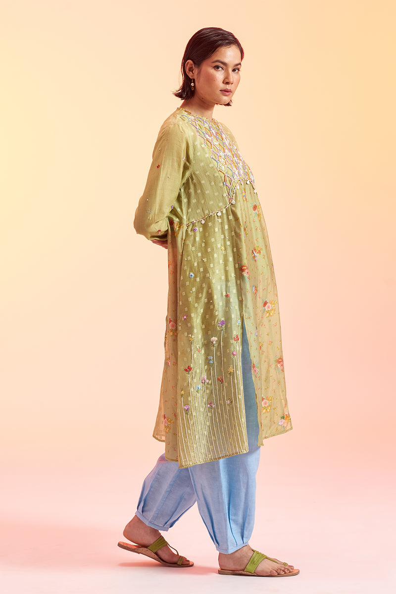 Panna Embroidered Kurta