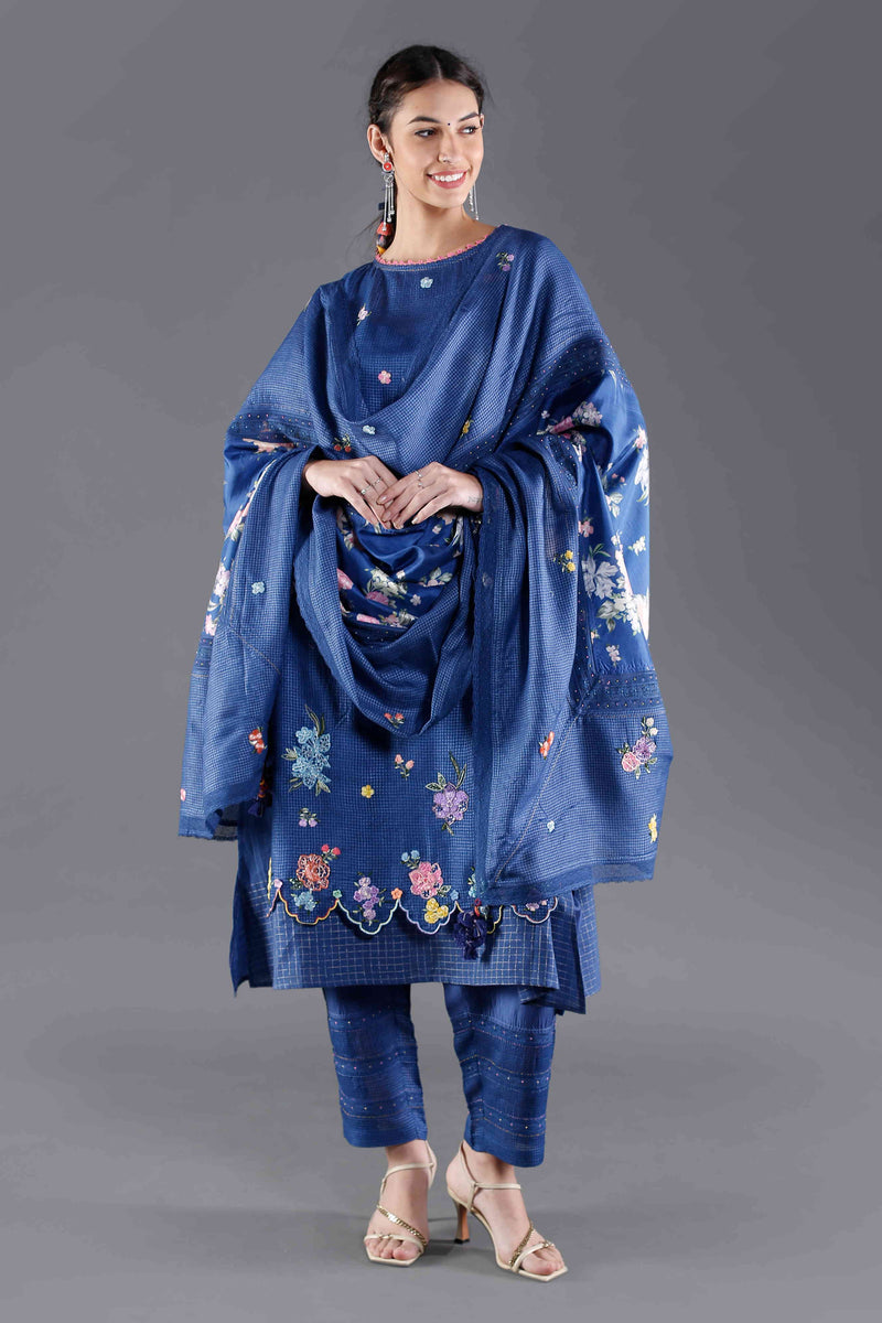 Ambar Floral Silk Odhani