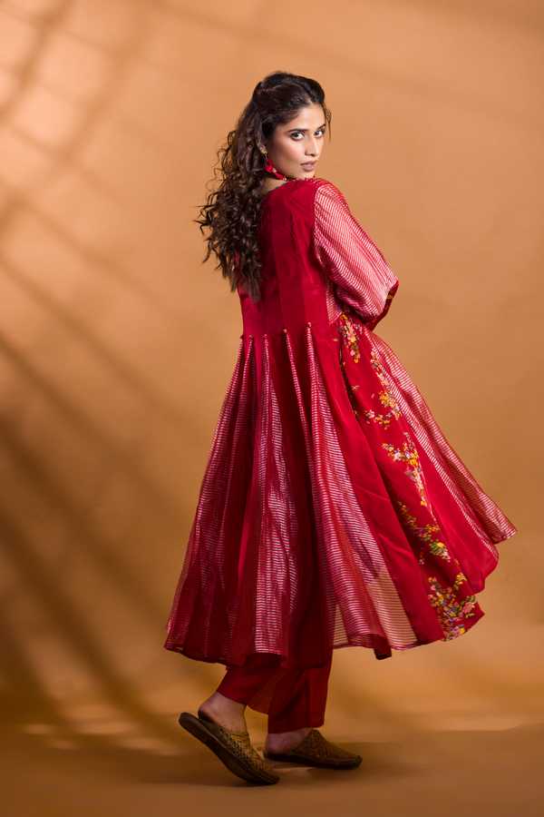 ANAAR ANARKALI KURTA WITH STRAIGHT PANTS