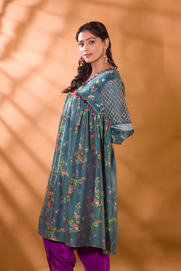BER FLORAL KAMEEZ
