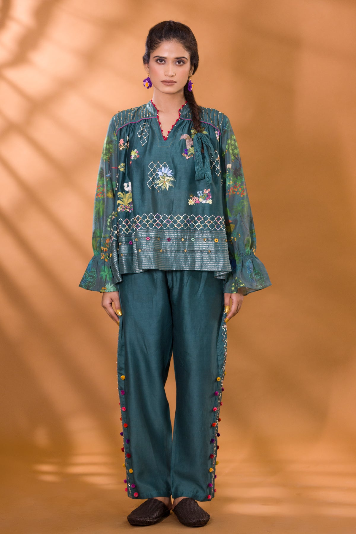 BER SAFARI TOP WITH STRAIGHT PANTS