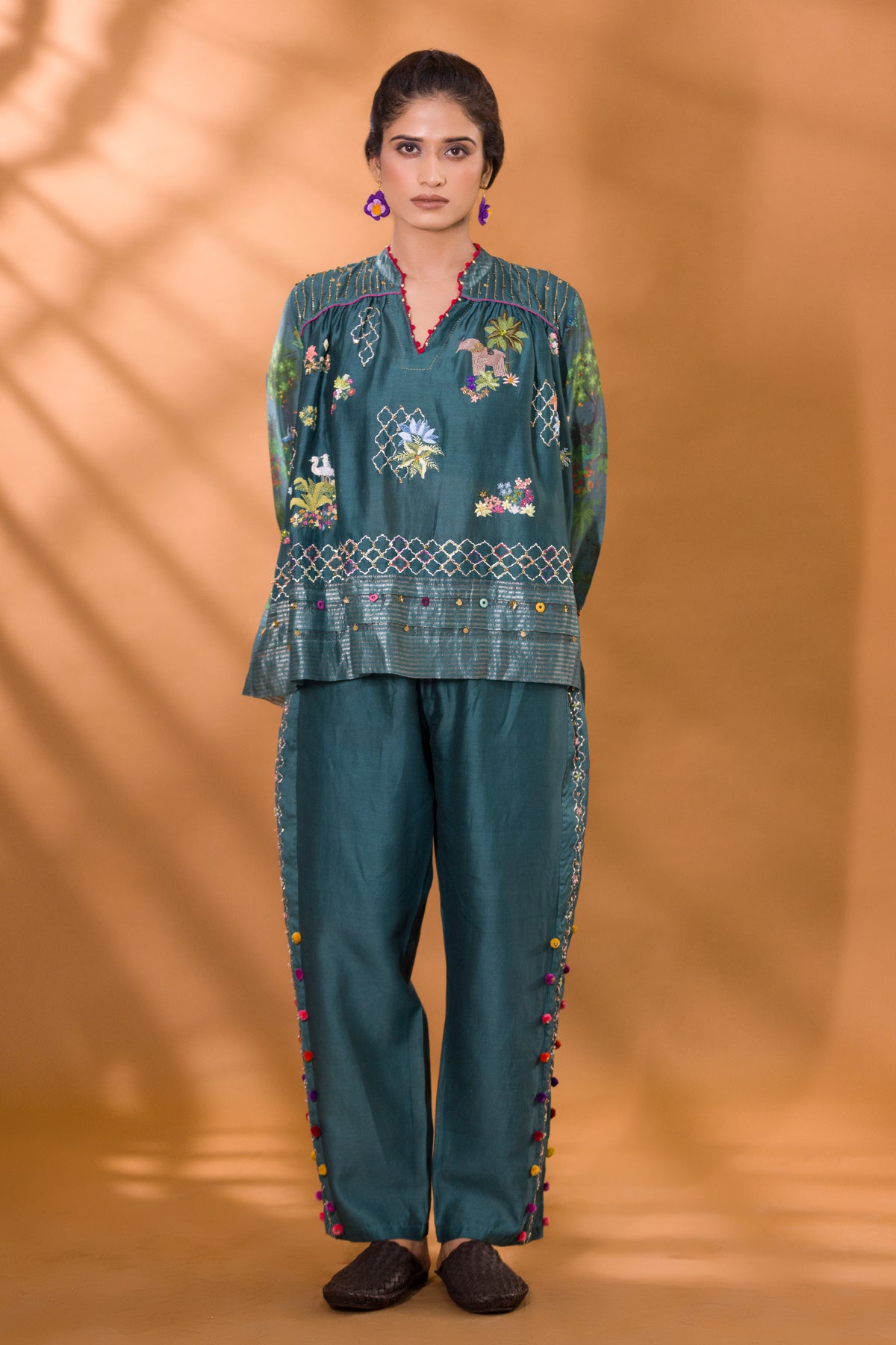 BER SAFARI TOP WITH STRAIGHT PANTS