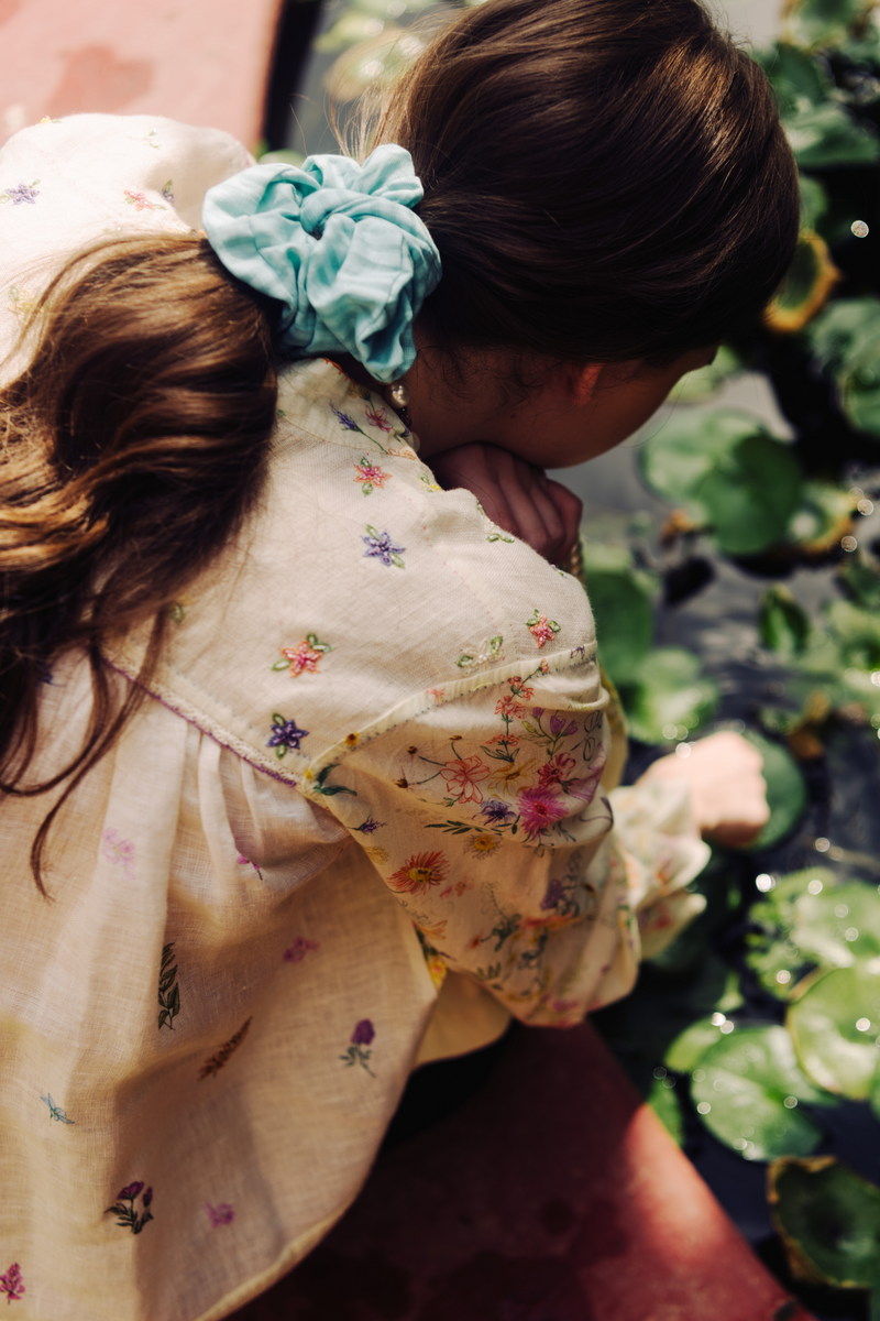 Bela Floral Top