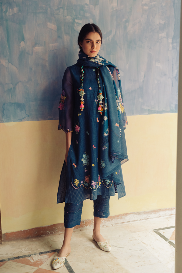 Neeli Tussar Embroidered Silk Kurta