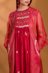 ANAAR EMBROIDERED YOKE KURTA