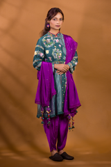 BER ANGRAKHA KURTA SET